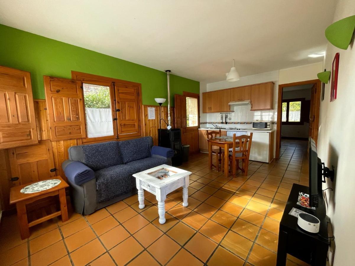 El Hayuco De Montejo Apartment Montejo de la Sierra Ngoại thất bức ảnh